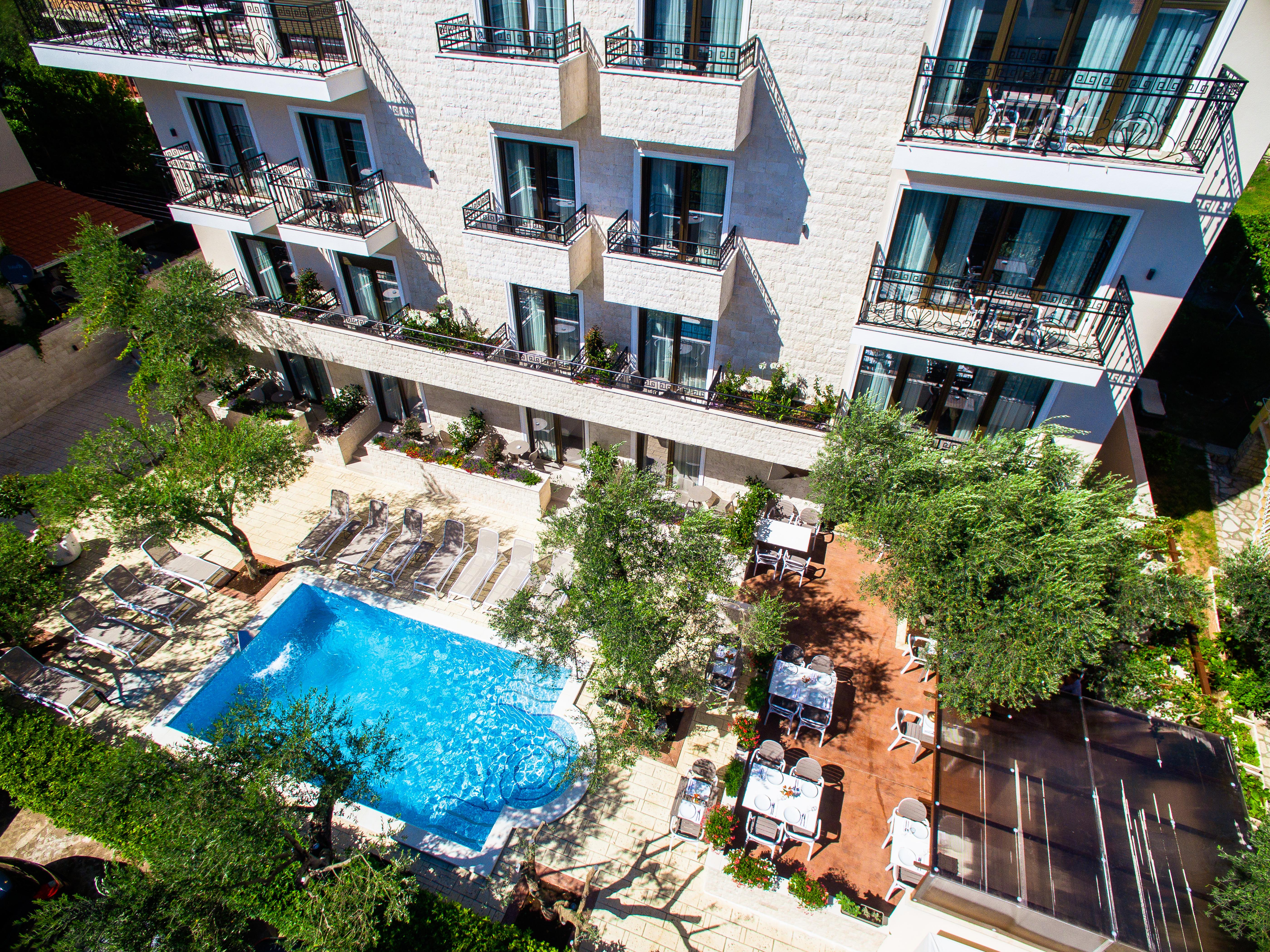 Hotel Harmony By Aycon Petrovac Dış mekan fotoğraf